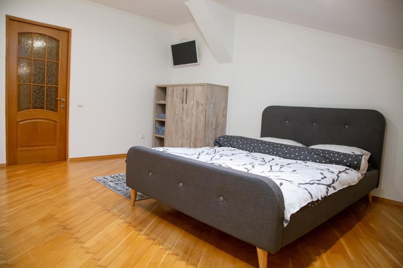 Apartment Kostyushka Lviv Ngoại thất bức ảnh