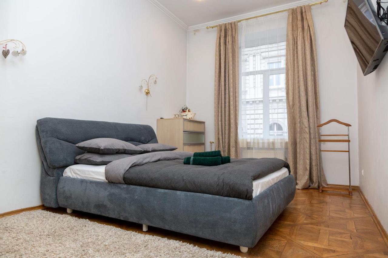 Apartment Kostyushka Lviv Ngoại thất bức ảnh
