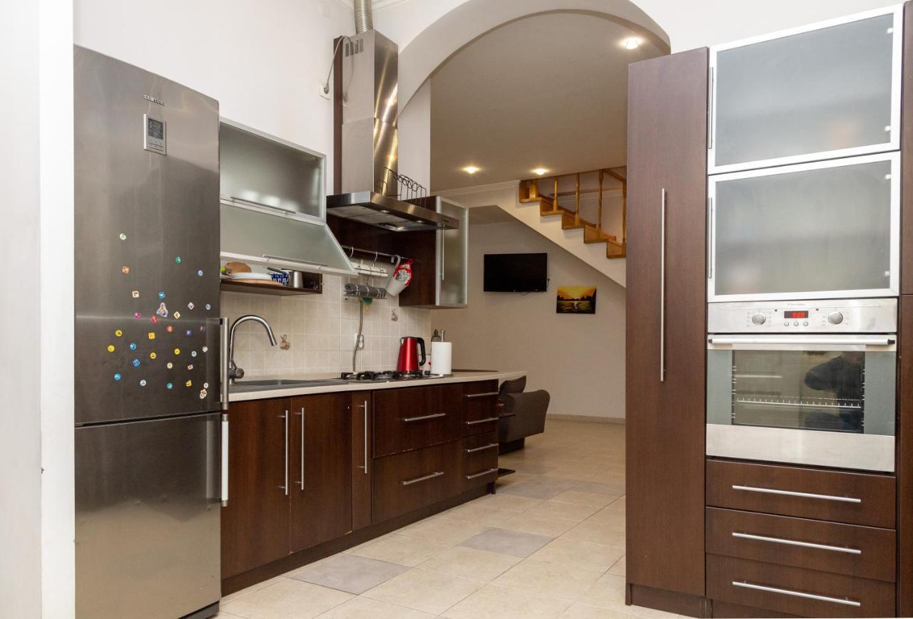Apartment Kostyushka Lviv Ngoại thất bức ảnh