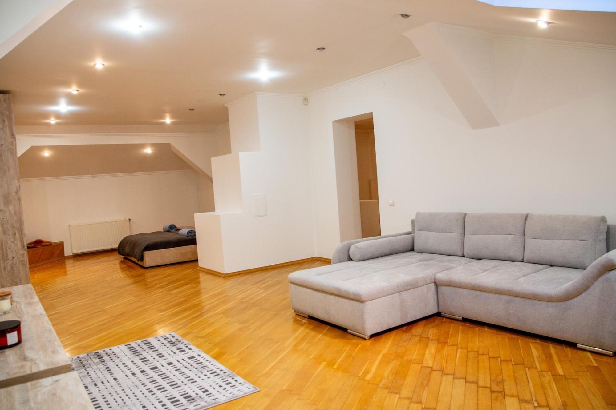 Apartment Kostyushka Lviv Ngoại thất bức ảnh