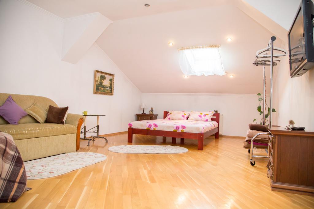 Apartment Kostyushka Lviv Ngoại thất bức ảnh